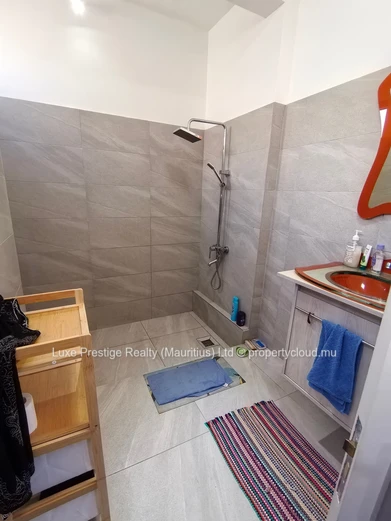Duplex 3 chambres à Grand Baie | Résidence Beverly Hills | Entièrement meublé | Neuf | Rs 50,000