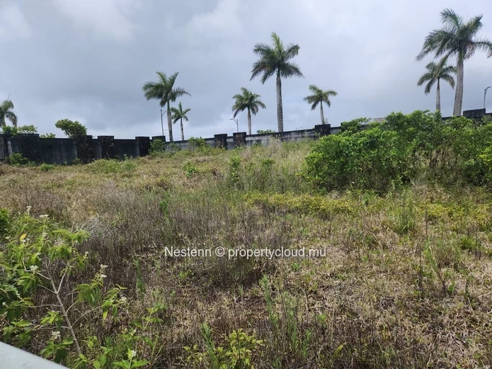 FOR SALE – Exceptional Residential Plot in Aurea, Moka