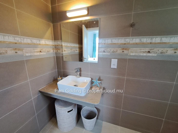 Trou d'Eau Douce – Penthouse à louer – Pam Golding Mauritius