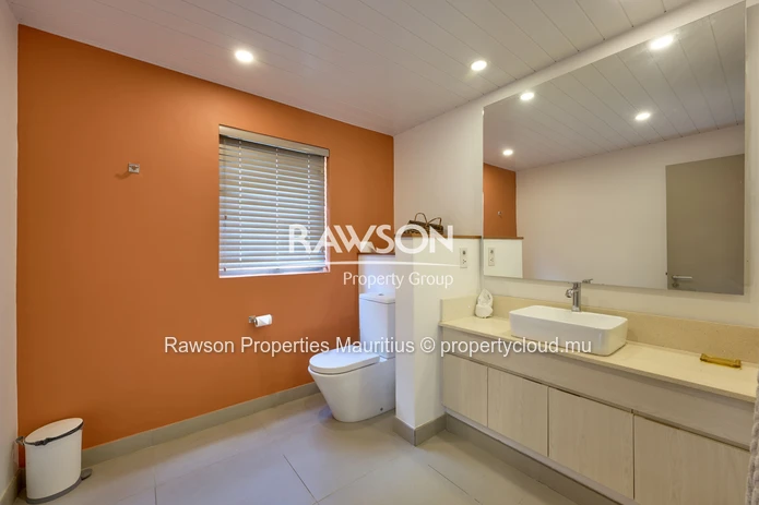 Triplex 3 Chambres | Proche De La Plage | Piscine | Péreybère | Accessible Aux Étrangers | 580 000 €