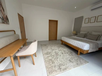 4 Bedroom Villa