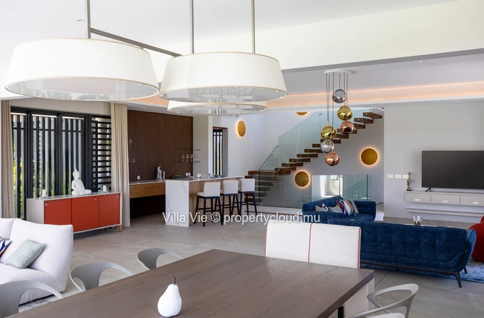 Beau Champ - Luxueuse villa de 5 chambres avec vue sur le golf