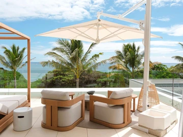 6 Bedroom Villa