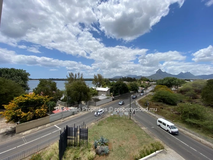 Fitted office space with amazing views