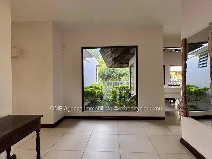 Luxury 4-Bedroom Villa – Grand Gaube