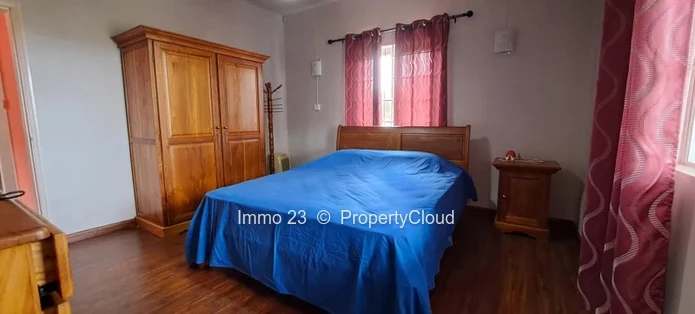 Maison / Villa - 5 chambres - Moka - Ref. MA85404LO