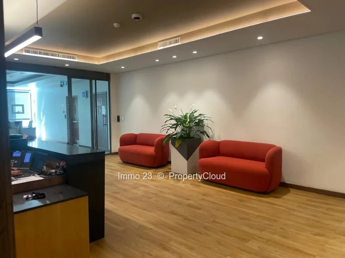 Bureau - 612.87m2 - Eb00e8ne - Ref. BU89583LO