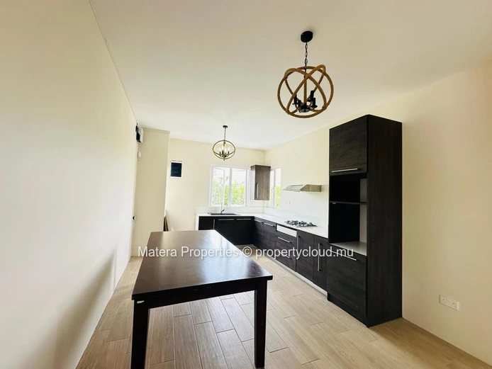 Stunning 4-Bedroom Villa with Private Pool in Péreybère.