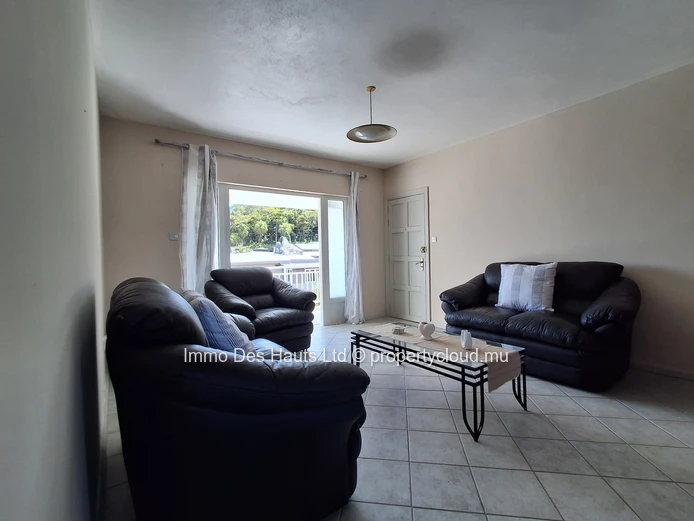 3 Bedroom Apartment fully furnished for long term rental Curepipe 