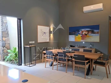 4 Bedroom Villa