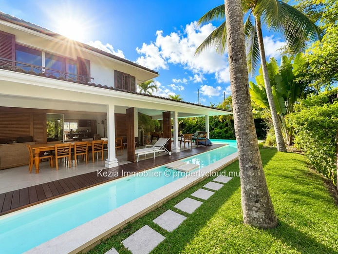 Balinese-Inspired Villa In Pointe Aux Canonniers