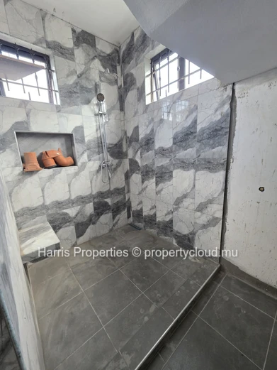 Maison individuelle neuve à vendre à Goodlands