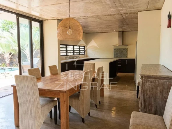 4 Bedroom Villa