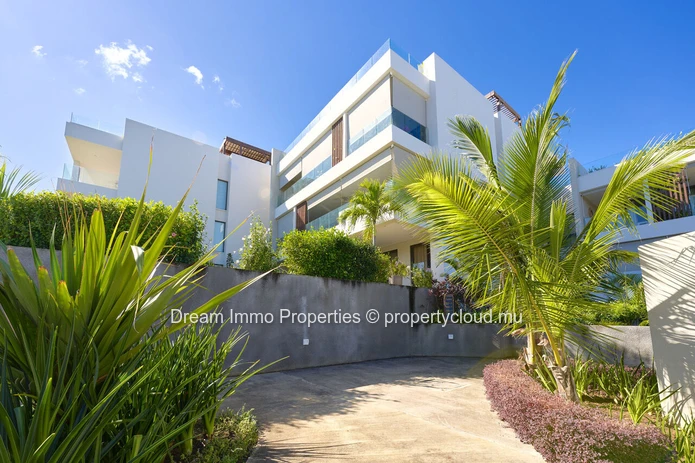 Appartement Neuf Avec Toit Terrasse Prive Vue Mer A Pointe  Aux Canonniers - Ile Maurice