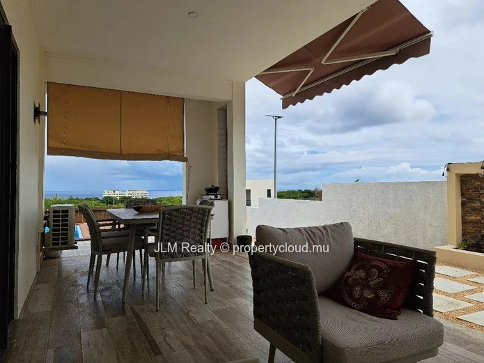 Modern 3-Bedroom Villa with Pool, Sea & Mountain Views, Flic en Flac, Mauritius