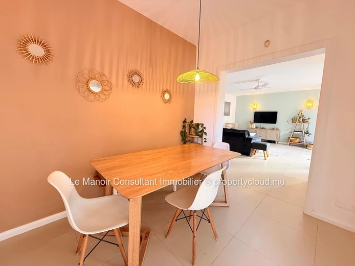 Villa moderne meublée avec piscine — idéale en résidence principale ou investissement locatif