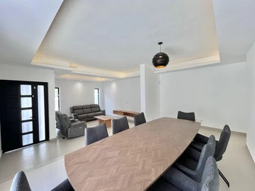 Townhouse, Duplex de 4 Chambres