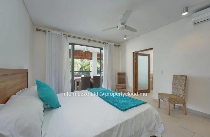 Luxury apartment with plunge pool – 1-minute walk from Bain Bœuf Beach Asking Price 430000 €