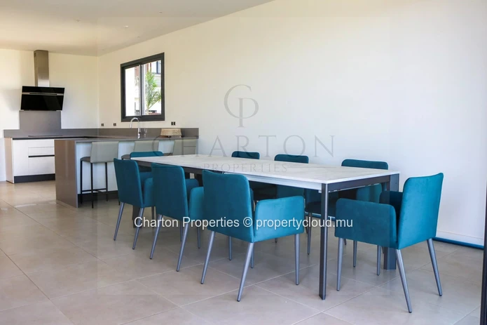 Contemporary 4-bedroom villa with a pool in a stunning natural setting in private Tamarin
