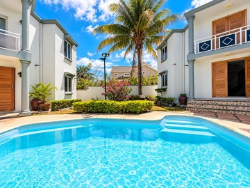 6 Bedroom House
