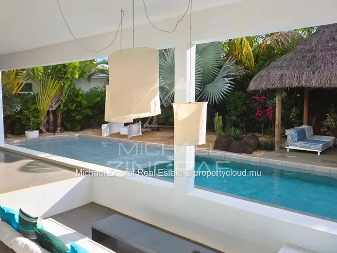 Spacious 4-Bedroom Villa with Premium Amenities – Grand Bay