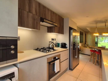 3 Bedroom Townhouse, Duplex