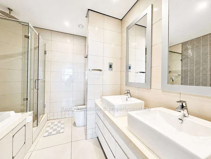 A Bright Apartment In The Heart Of Grand Baie