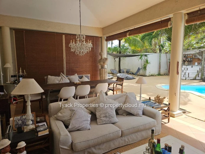 Villa for Sale in Grand Baie – 4 Bedrooms with Pool and Garden