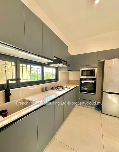 Belle villa neuve de 3 chambres a cap malheureux