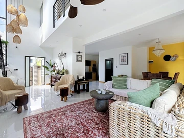 2 Bedroom House