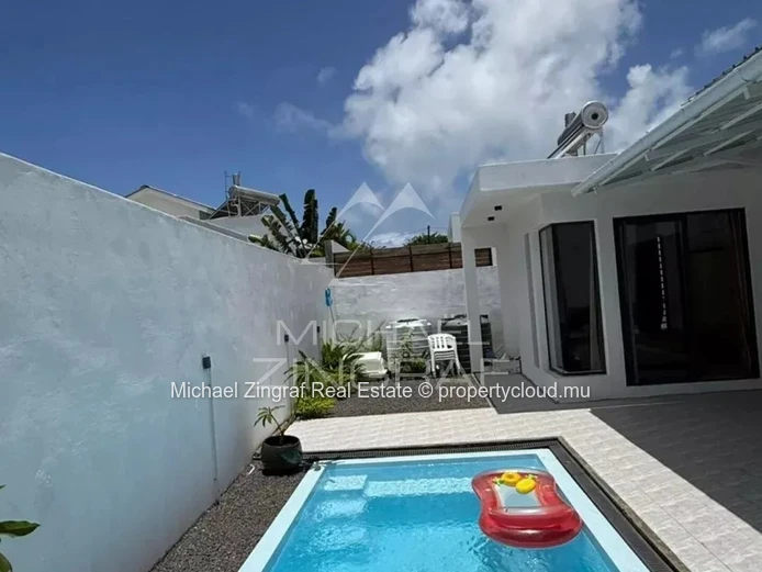 Villa Meublée de 3 Chambres avec Piscine dans une Résidence Privée – Grand Baie