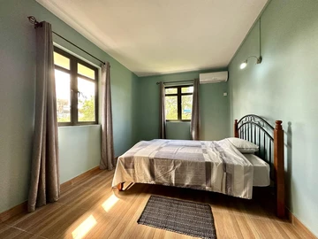 4 Bedroom Apartment