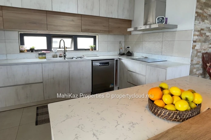 Luxurious Villa for Sale in Jardin d'Anna-2, Flic en Flac, Mauritius