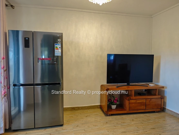 Appartement cosy au 2e étage avec vue montagne et terrasse meublée – Mont Choisy