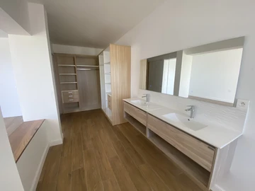3 Bedroom Townhouse, Duplex