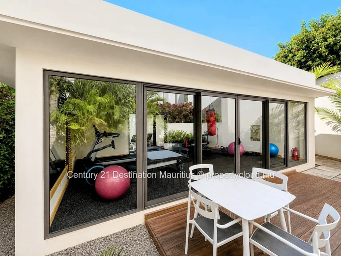 Elevated Island Living with a Front-Row Seat to Coin de Mire