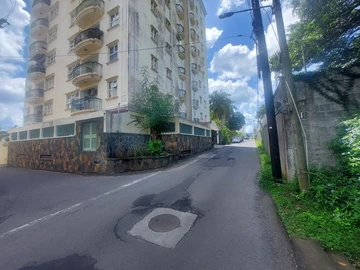 4 Bedroom Apartment