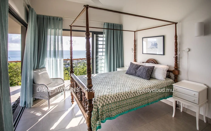 Villa contemporaine de 5 chambres à louer avec vue mer et piscine privée – Rivière Noire