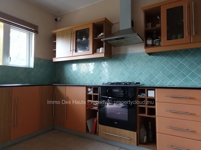 3 bedroom fully furnished apartment long term rental rue lees curepipe 