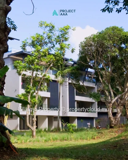 FOR RENT – Stunning 3-Bedroom Apartment with En-Suite Bathrooms in Belle Vue (next to Hillside)