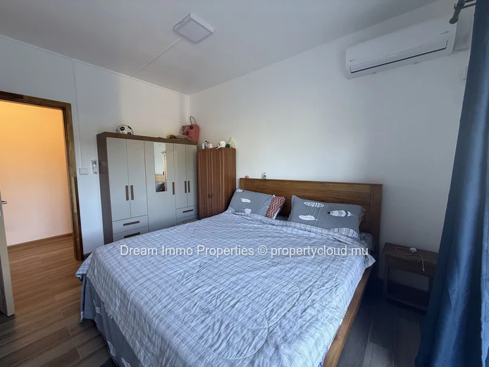 Appartement meublé de 2 chambres proche mer à Flic en Flac – Ile Maurice