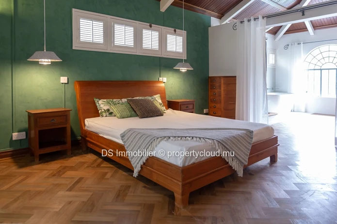 Exceptional Villa In Pointe Aux Canonniers – Near The Sea