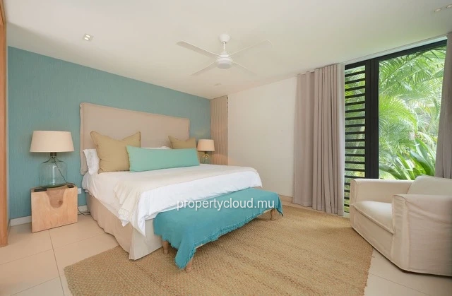 A vendre magnifique villa de 4 chambres en suite accessible aux etrangers à Pereybere.