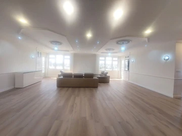 4 Bedroom Apartment