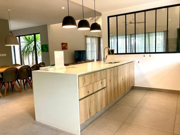 4 Bedroom Villa