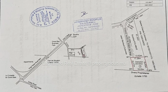 À vendre – Élégante maison familiale située à seulement 200 mètres du prestigieux Grand Baie Business Quarter (GBBQ),...