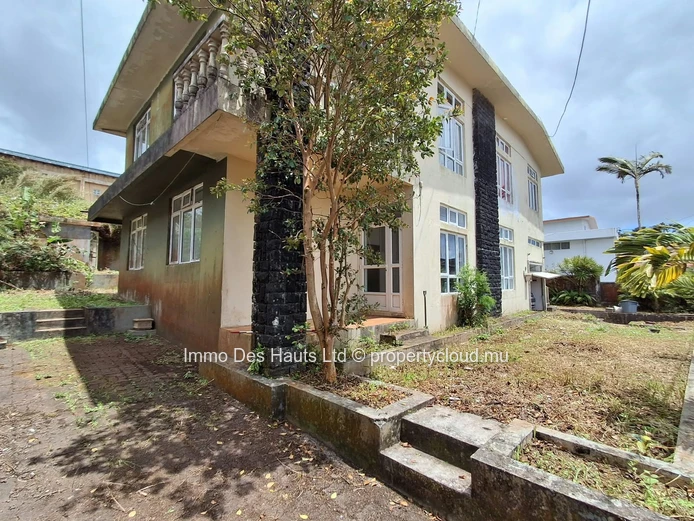 House of 6 bedrooms for sale trou aux cerfs 