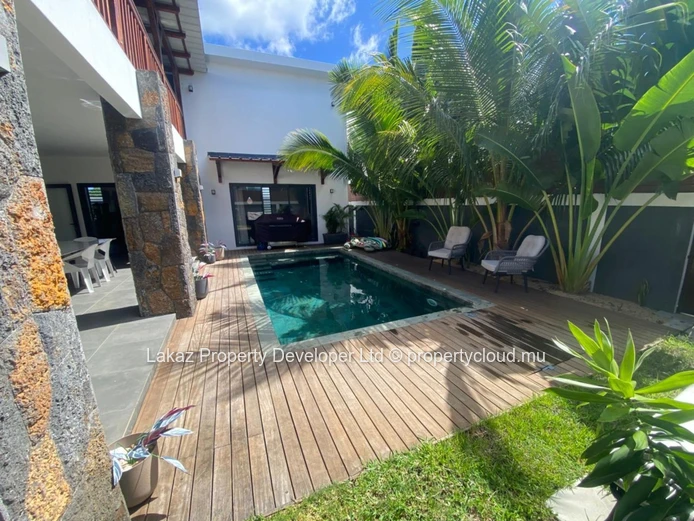 Furnished 4-Bedroom House with Swimming Pool in Pointe aux Canonniers