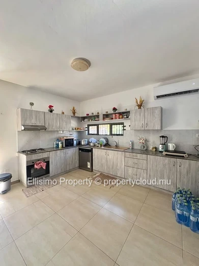 Villa 4 chambres à louer à Trou aux Biches