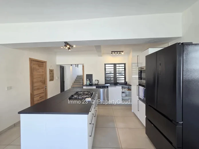 Maisons / Villas - 3 chambres - La Preneuse